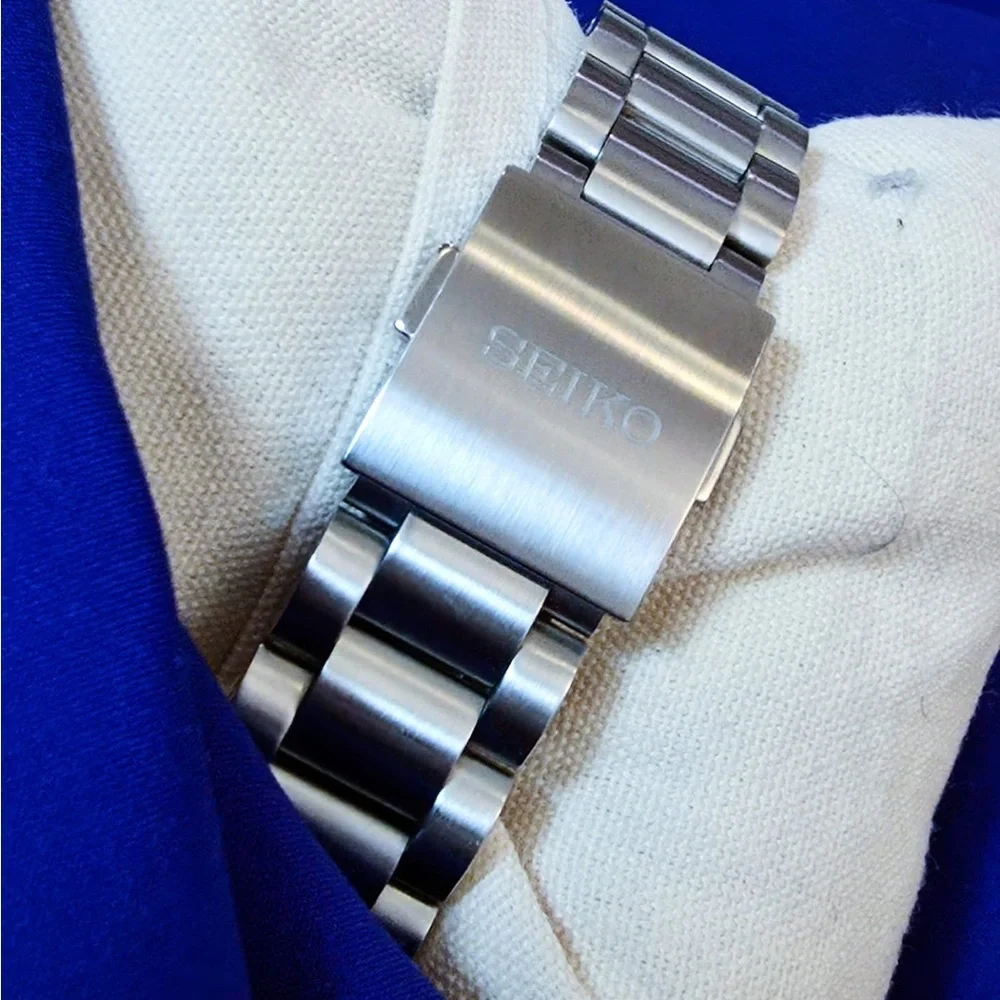Seiko Prospex Speedtimer Solar Luxury Chrono Mens Watch